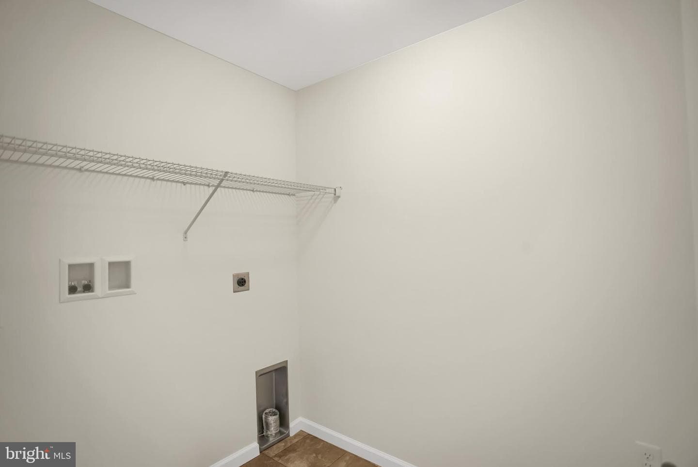 81 St Andrews Way photo 11