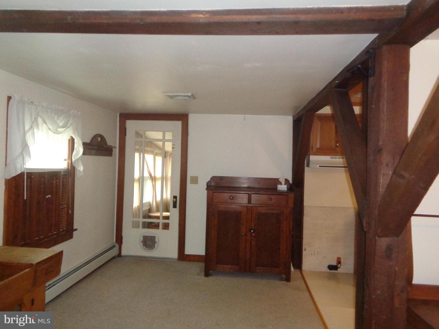 52 Brown Street N photo 8