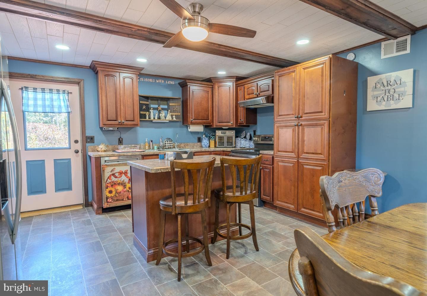 139 Rainbow Drive photo 23