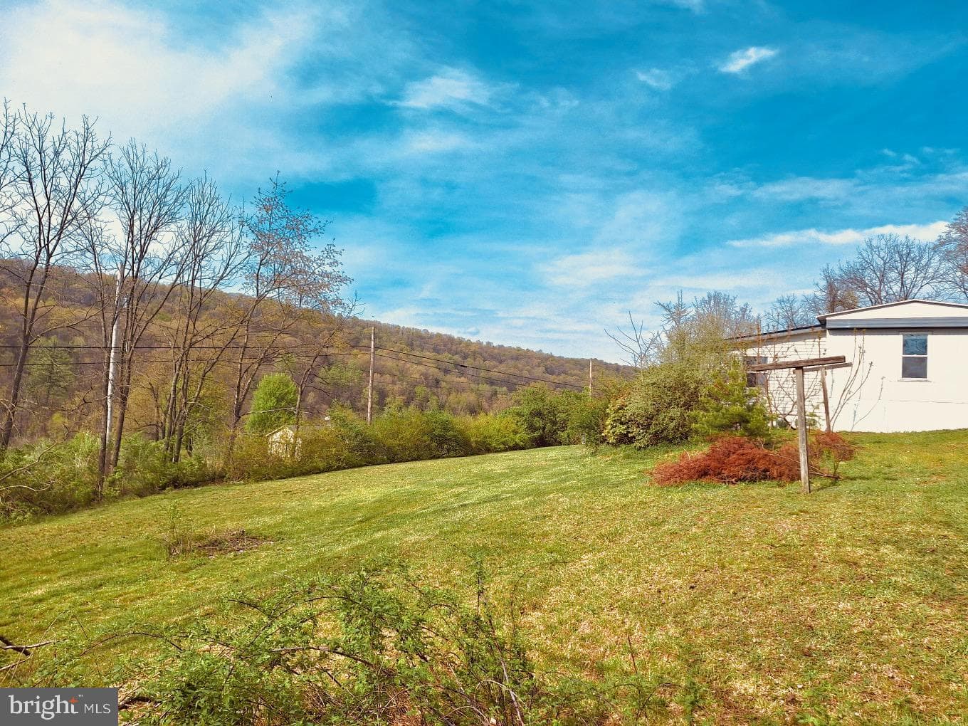 435 Neitz Valley Rd photo 5