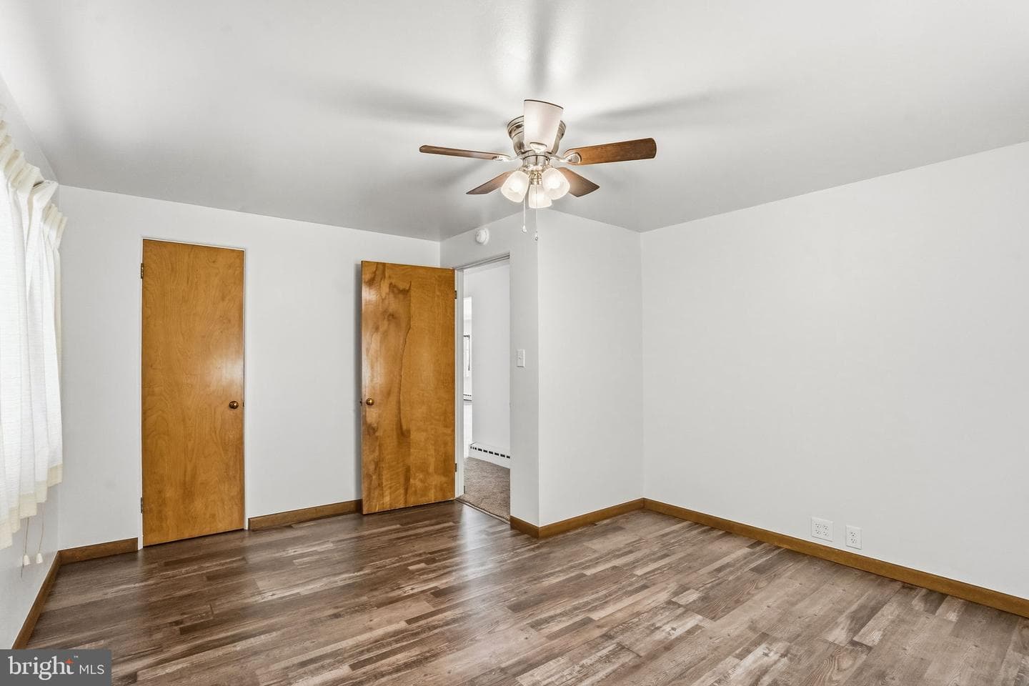 610 E Market Street photo 23