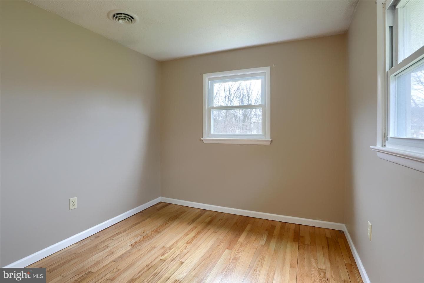 1548 Route 204 photo 26