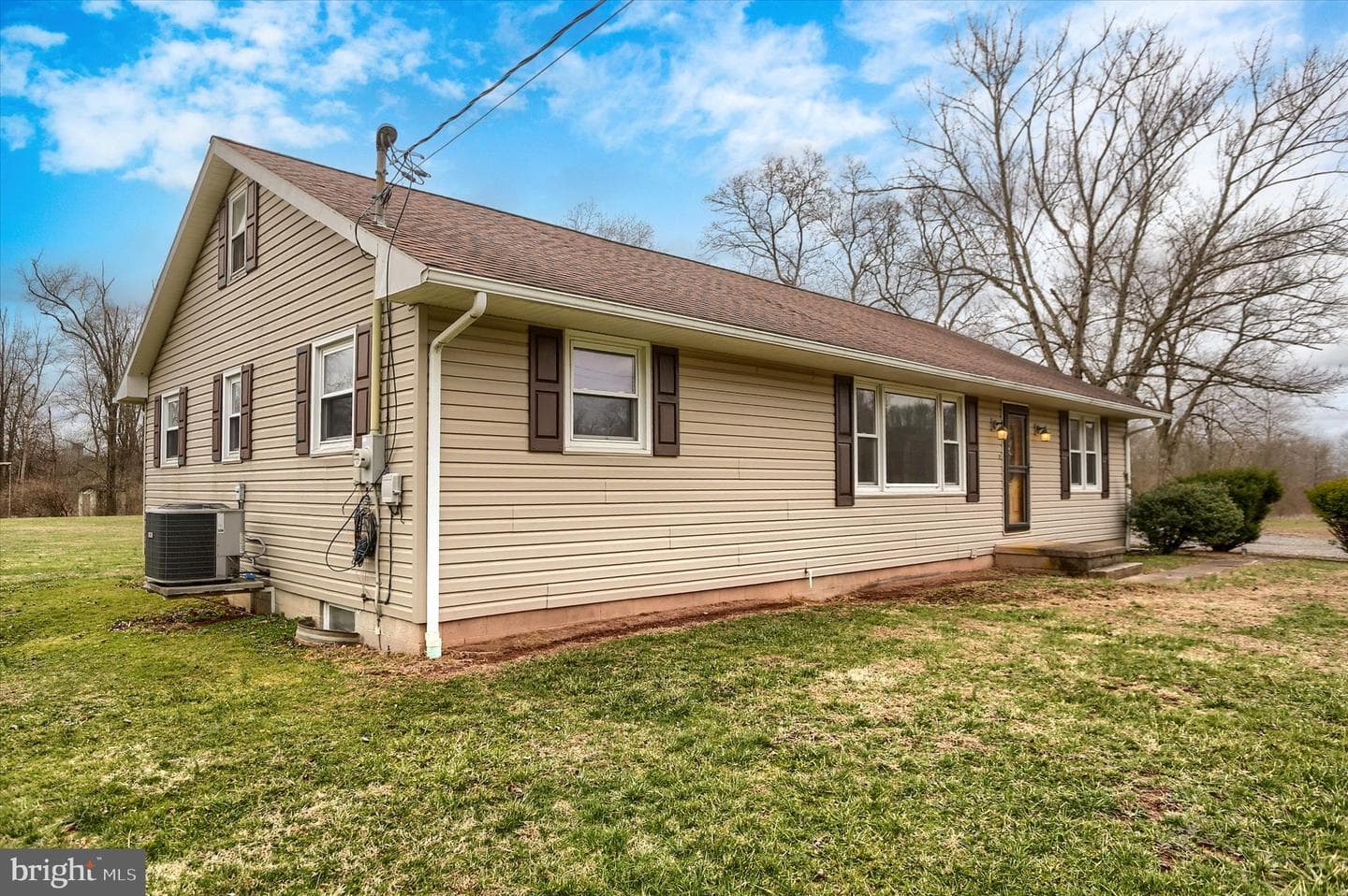 1548 Route 204 photo 3