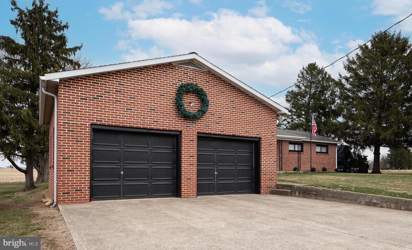 762 Sand Hill Road photo 3