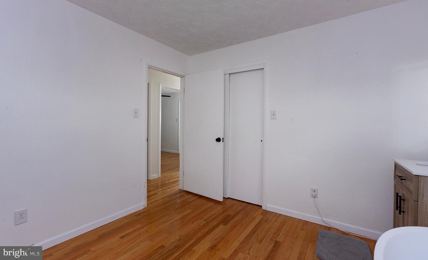 762 Sand Hill Road photo 34