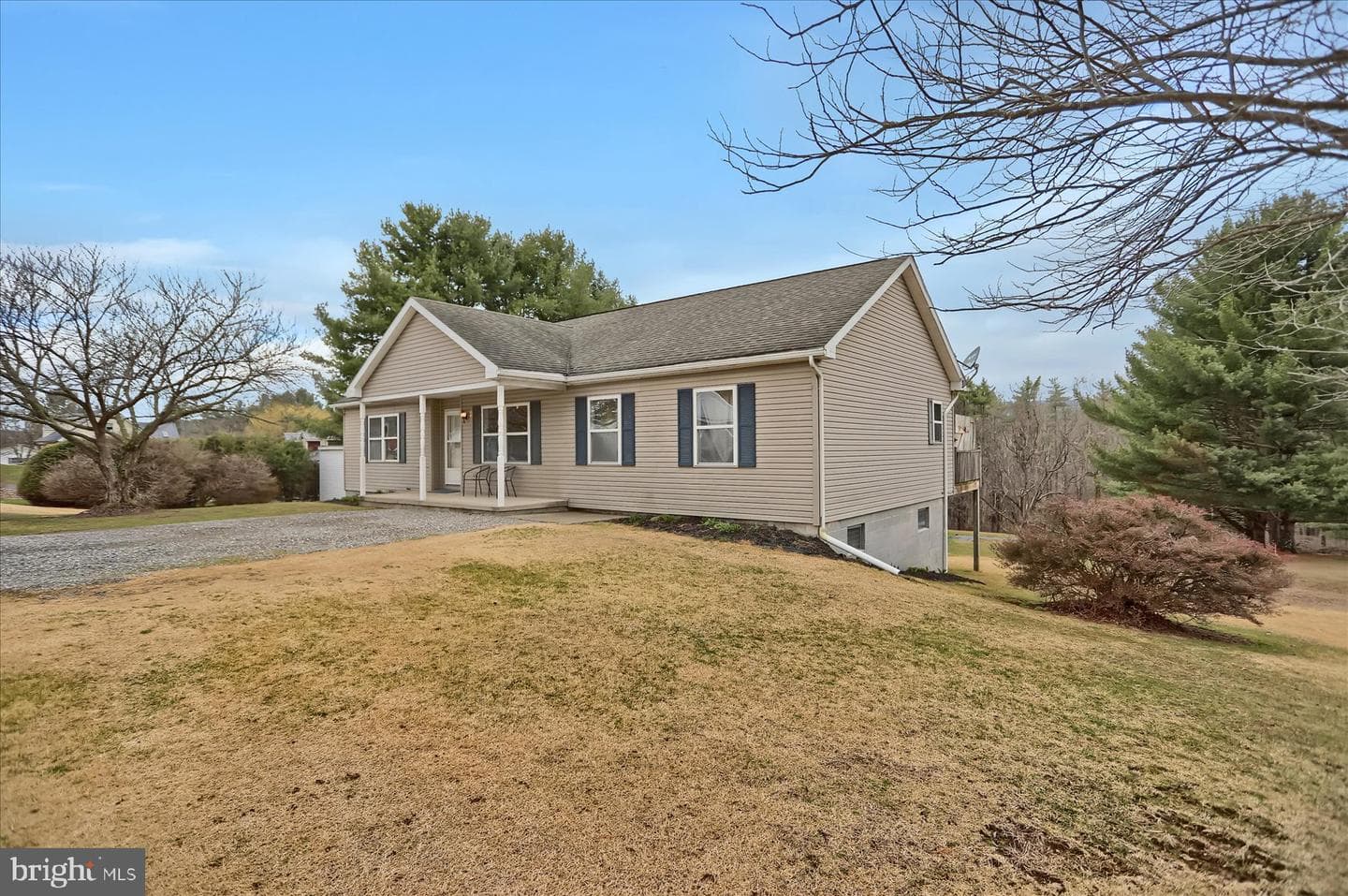 287 Pine Crest photo 31