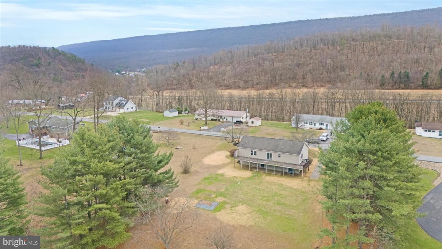287 Pine Crest photo 48