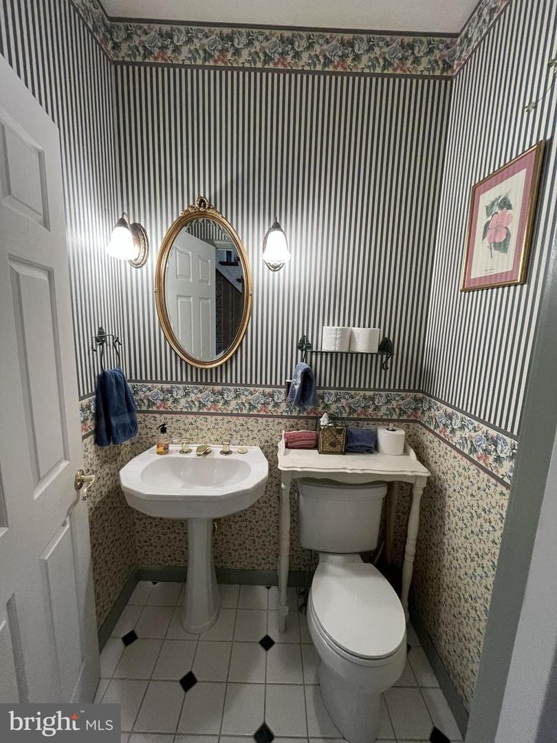 620 Stonebridge Drive photo 30