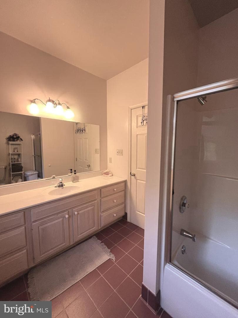 620 Stonebridge Drive photo 57