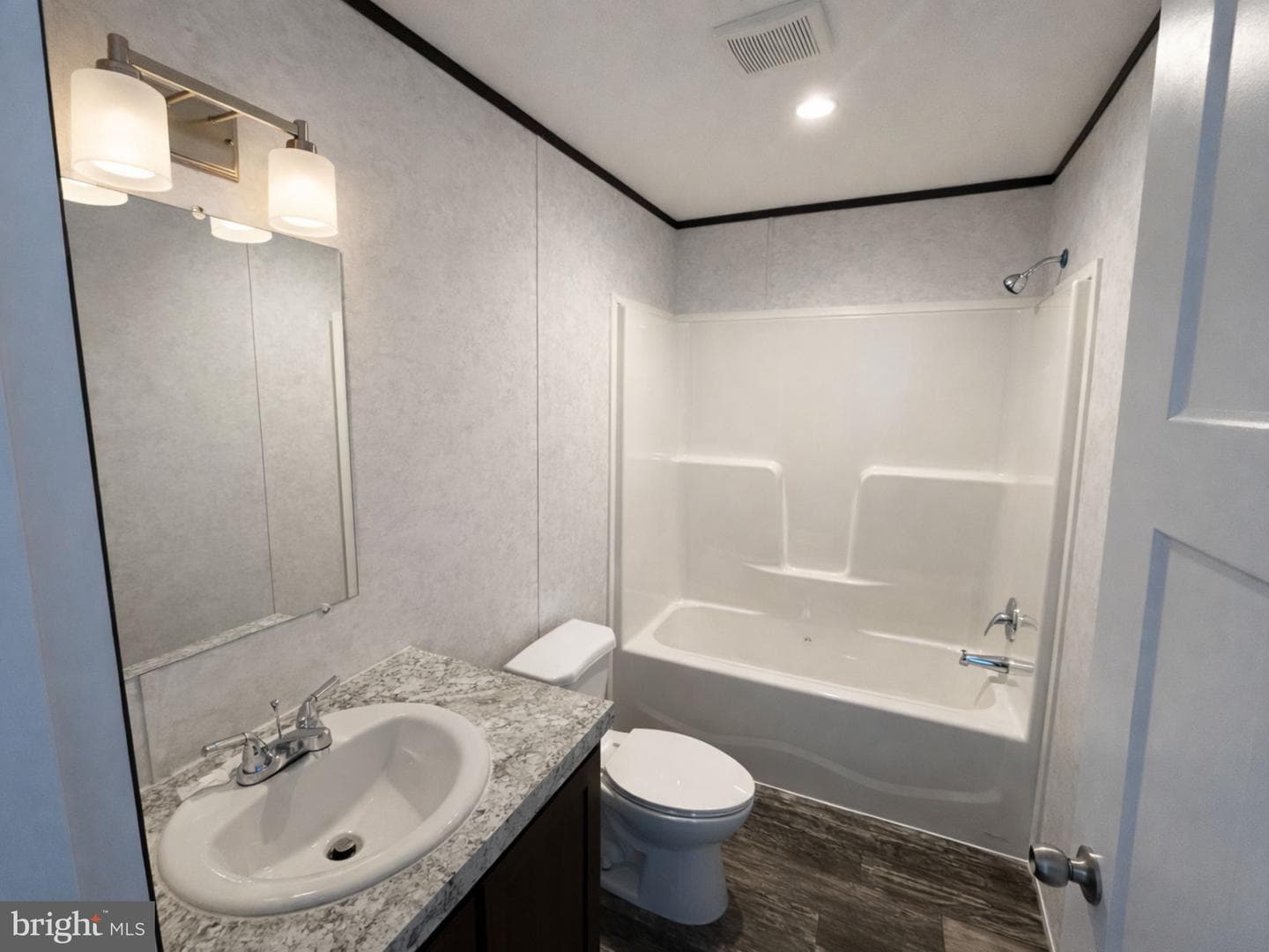 12 Minton Drive photo 11