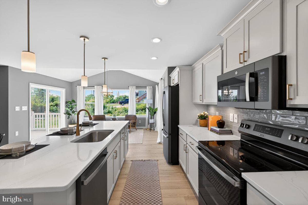 176 Woodlynn Drive #lot 1 Model photo 8