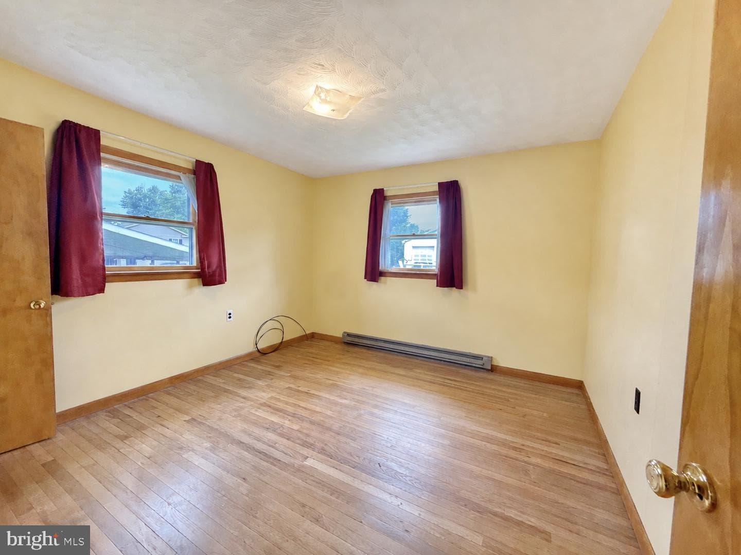 124 Vine Street photo 20