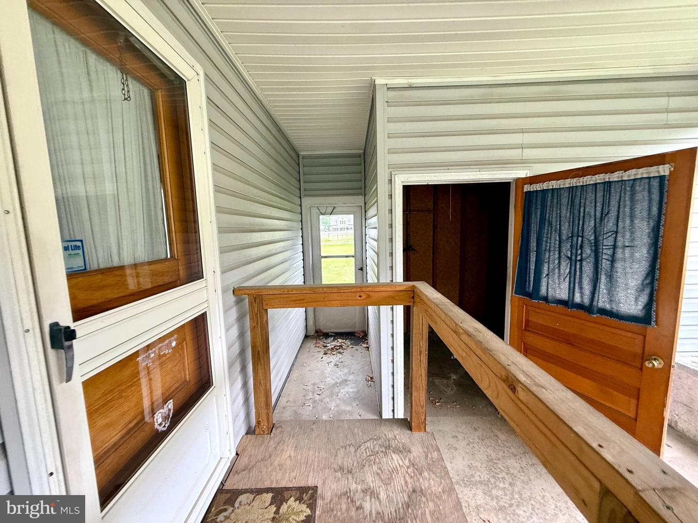 124 Vine Street photo 5