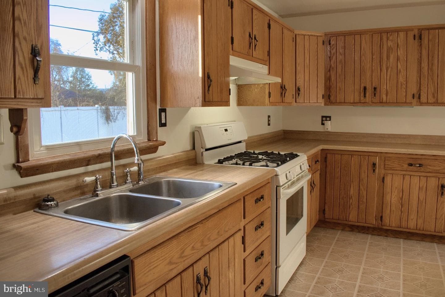 309 3rd Street photo 2