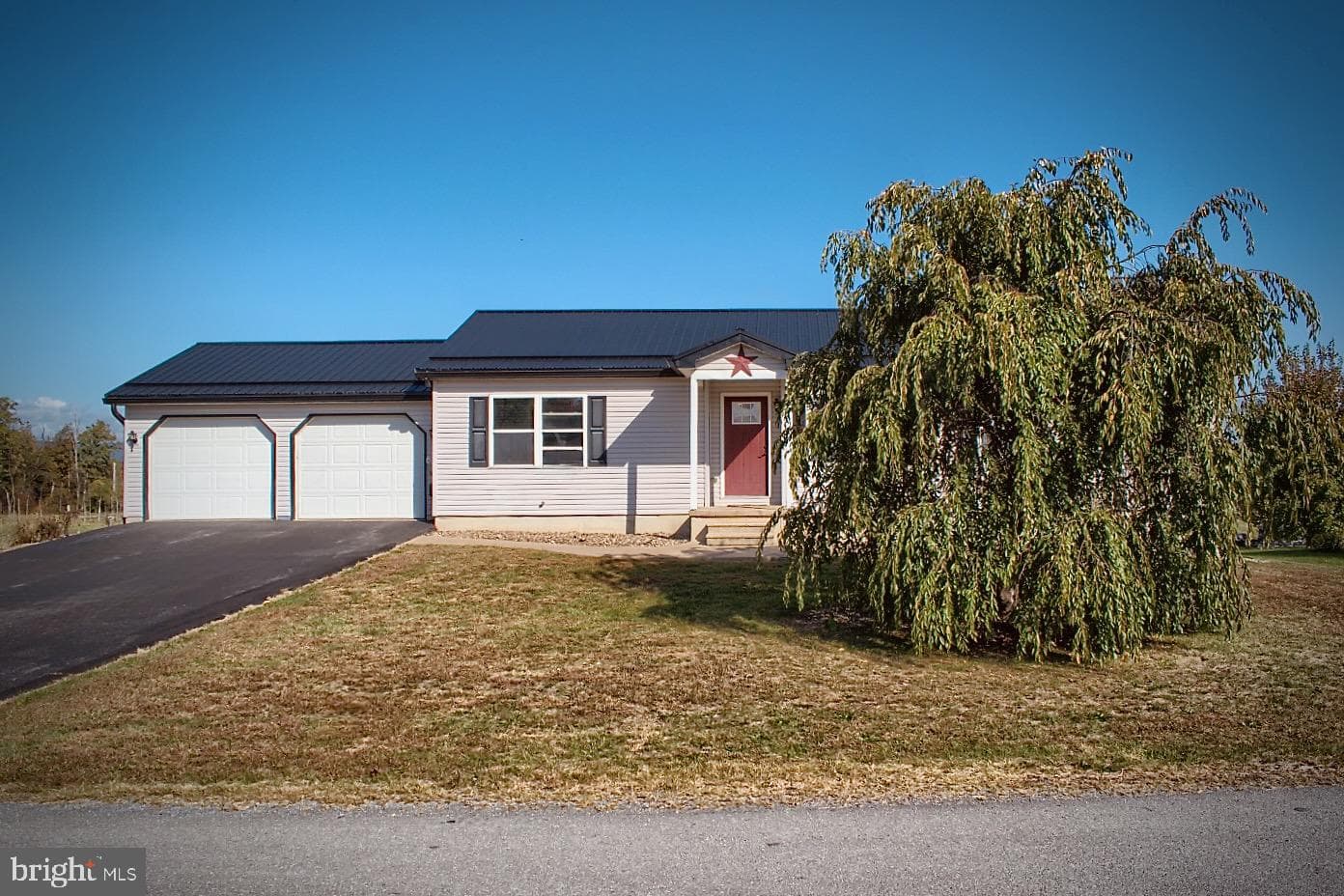 131 Meadow Green Drive photo 2