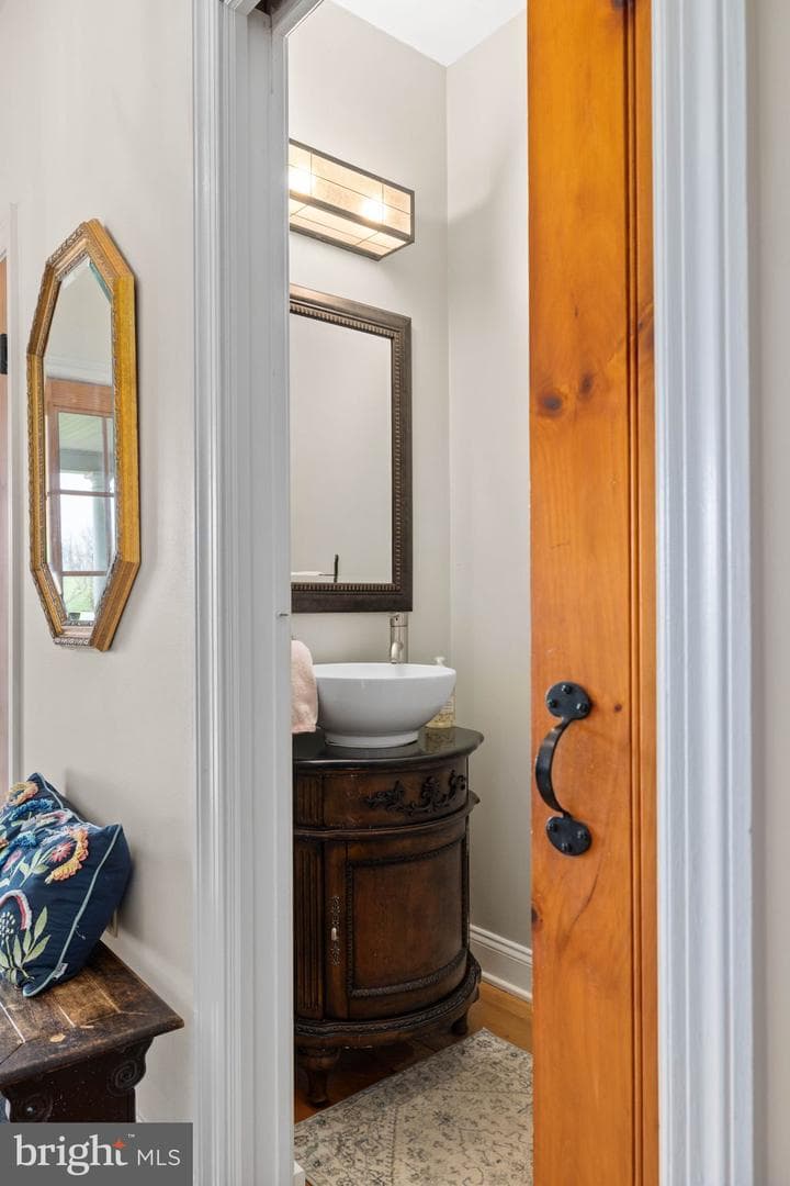 2893 Furnace Road photo 11