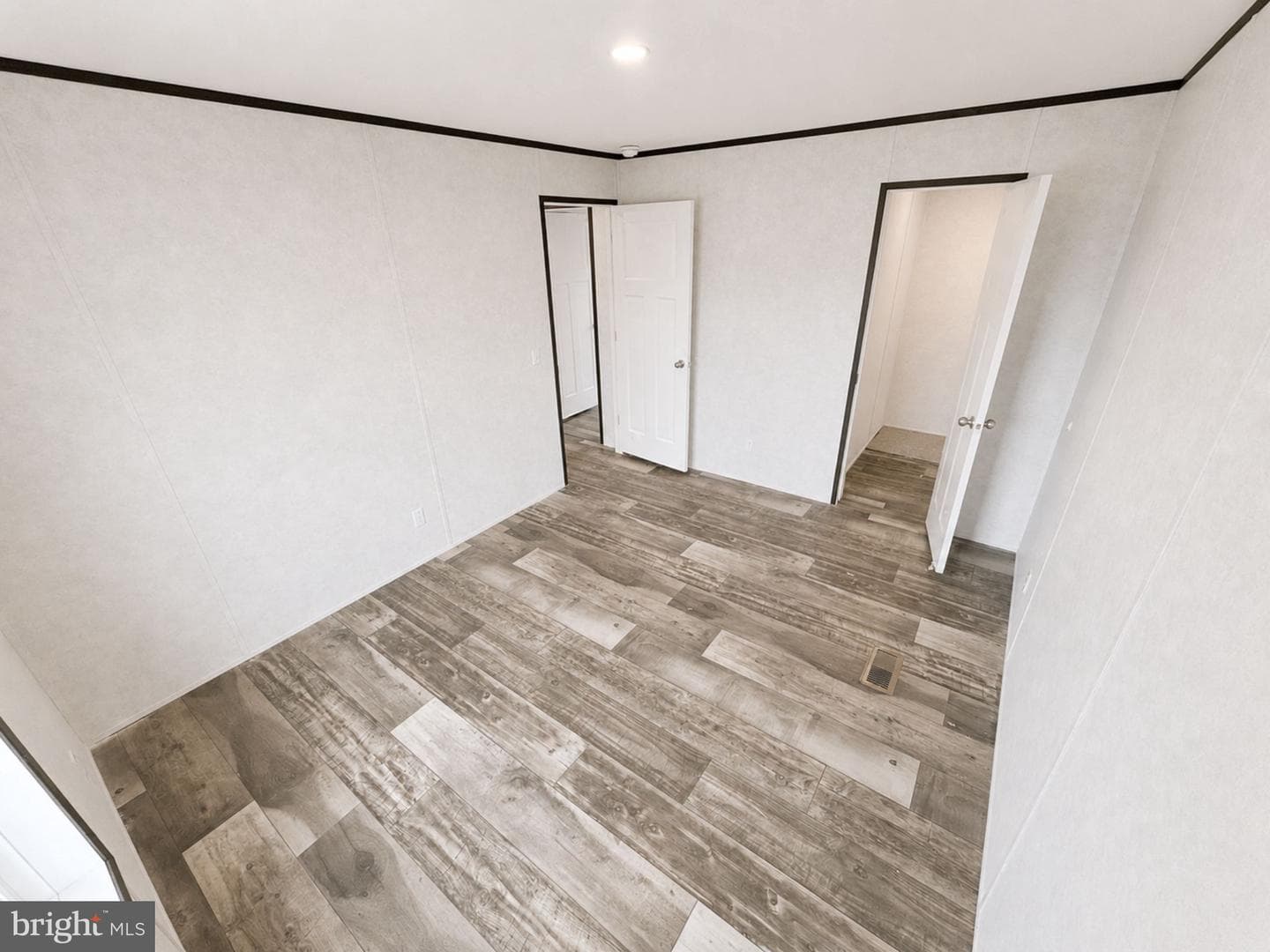 17 Ann St photo 9