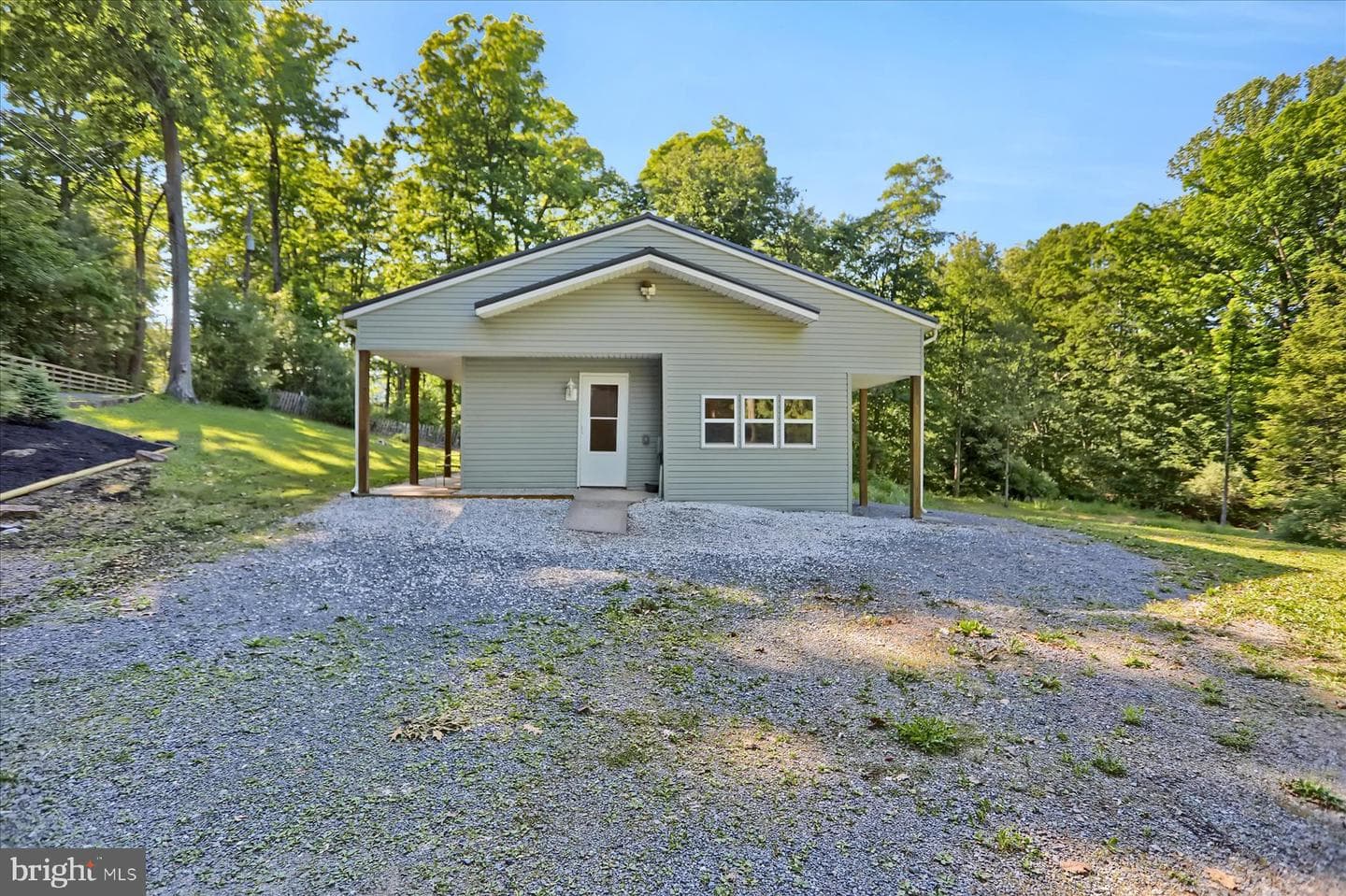 817 Trails End Rd photo 5