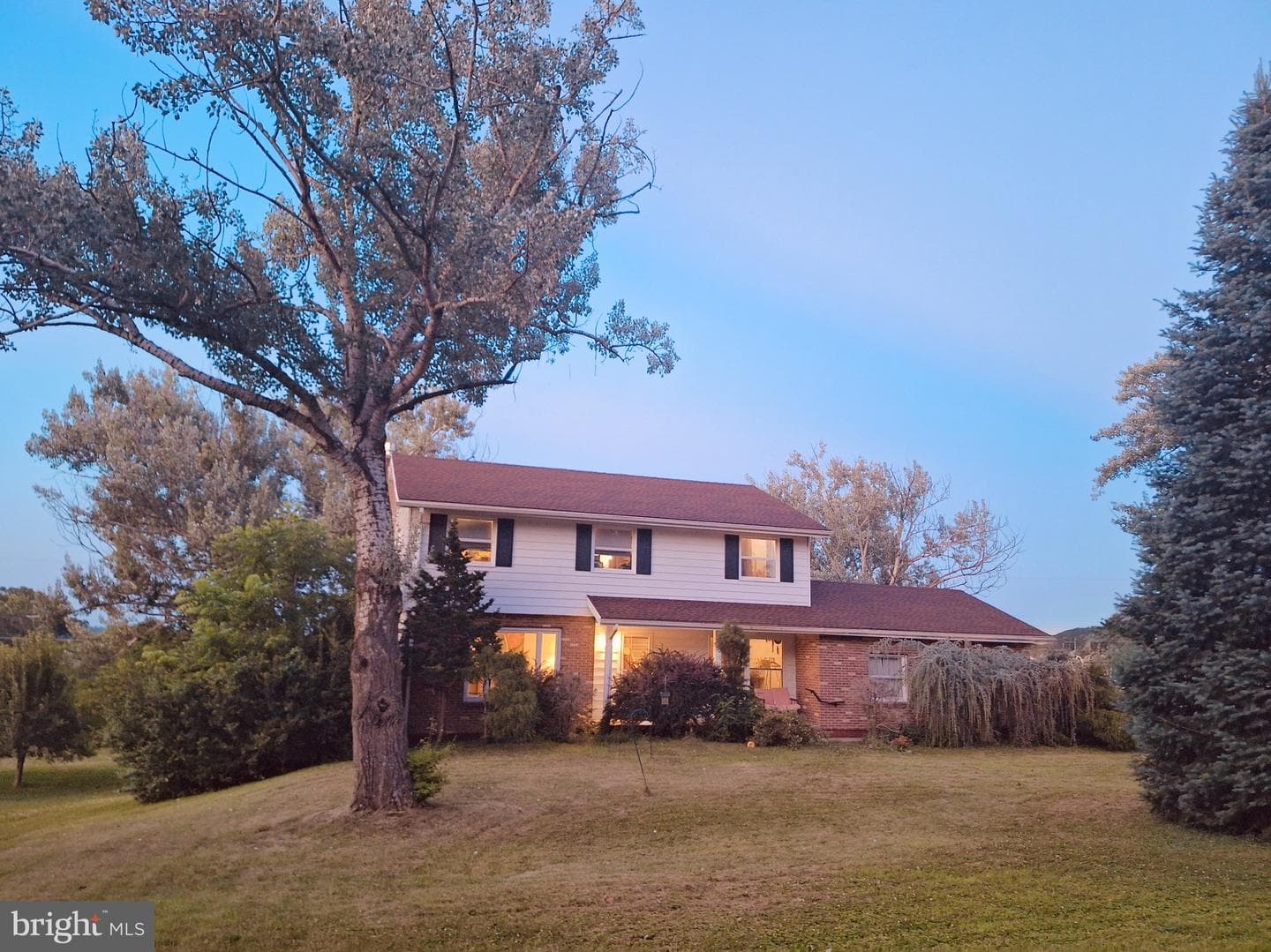 283 Skyline Avenue photo 16