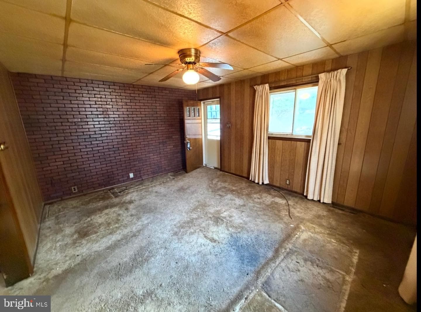 309 Gibson Avenue photo 28