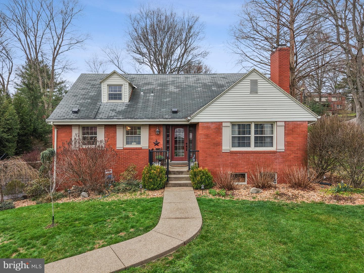 223 Ridgeview Drive photo 4