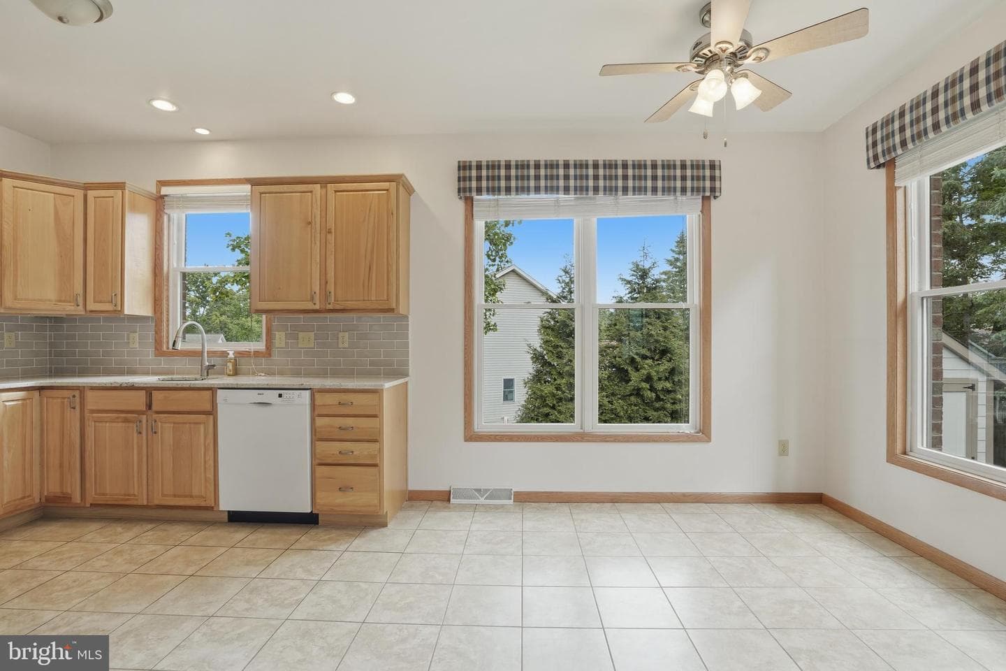 34 Harrington Way photo 10