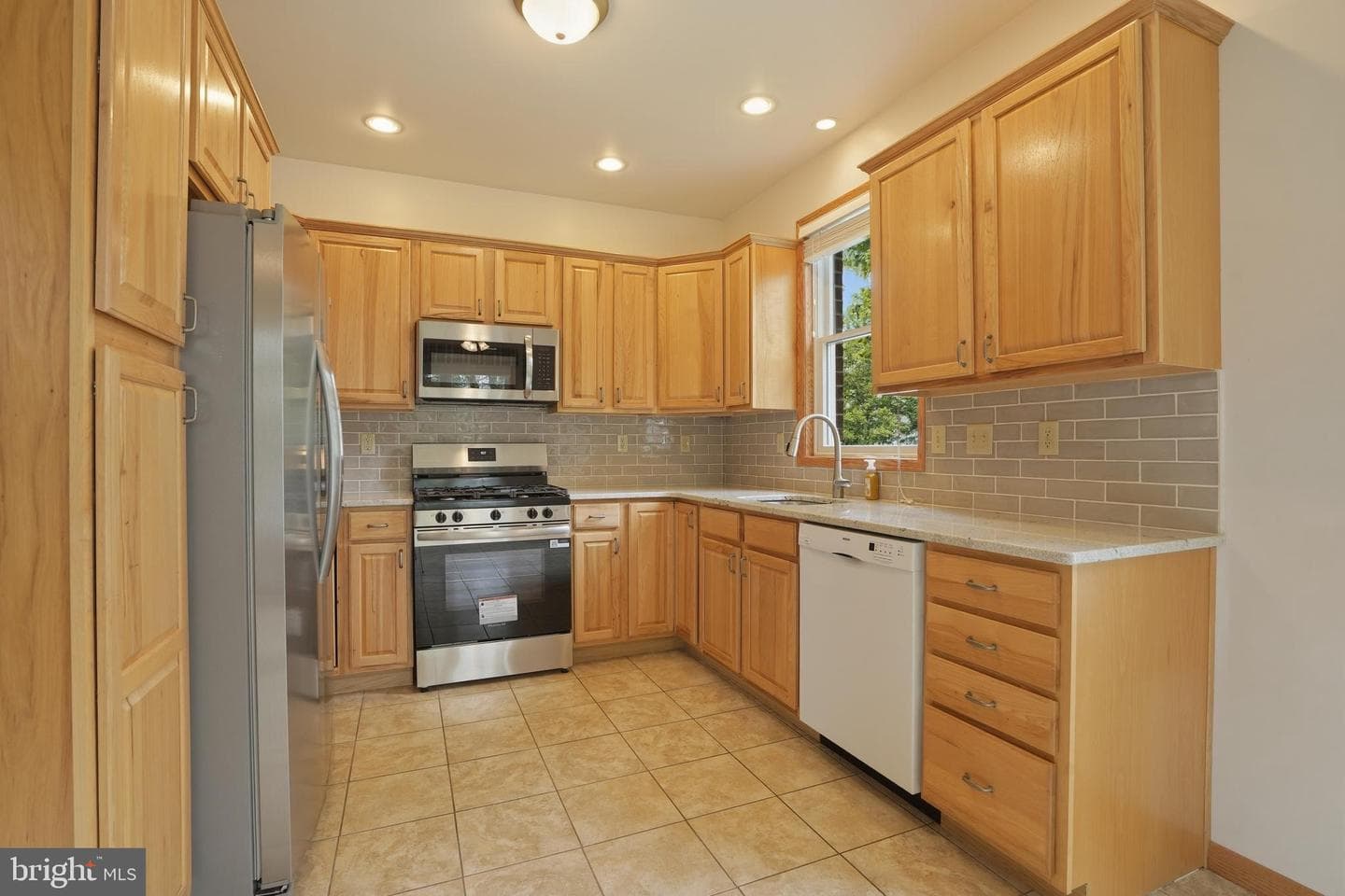 34 Harrington Way photo 13