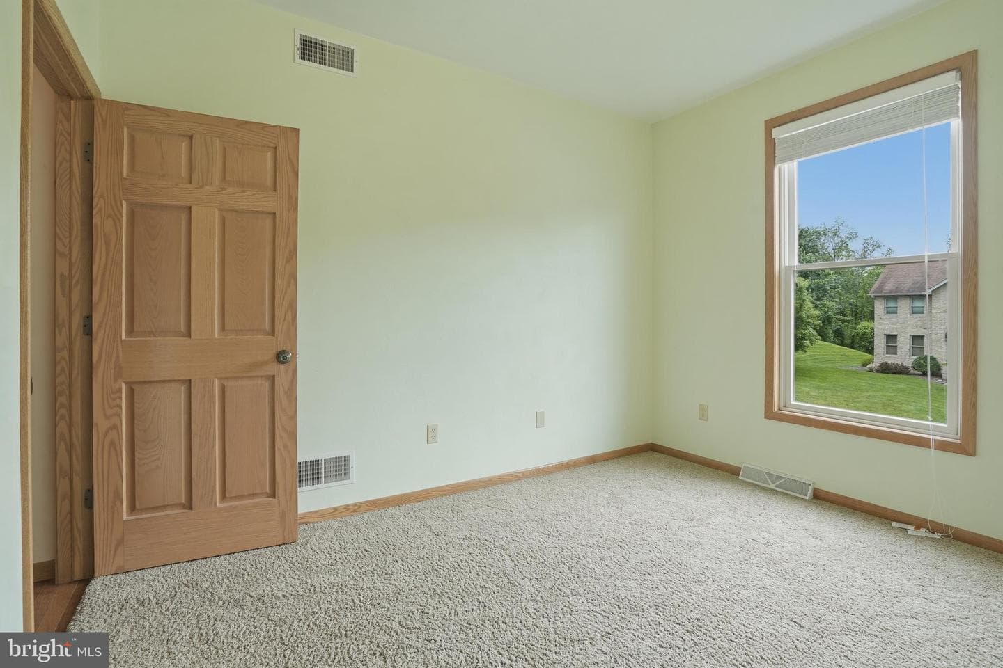 34 Harrington Way photo 15