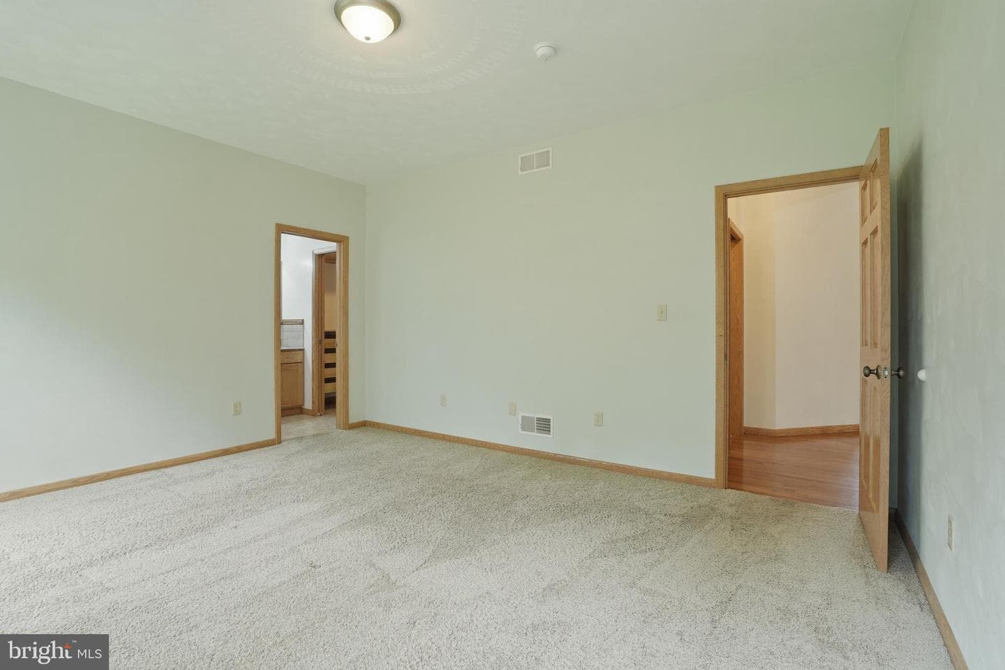 34 Harrington Way photo 19