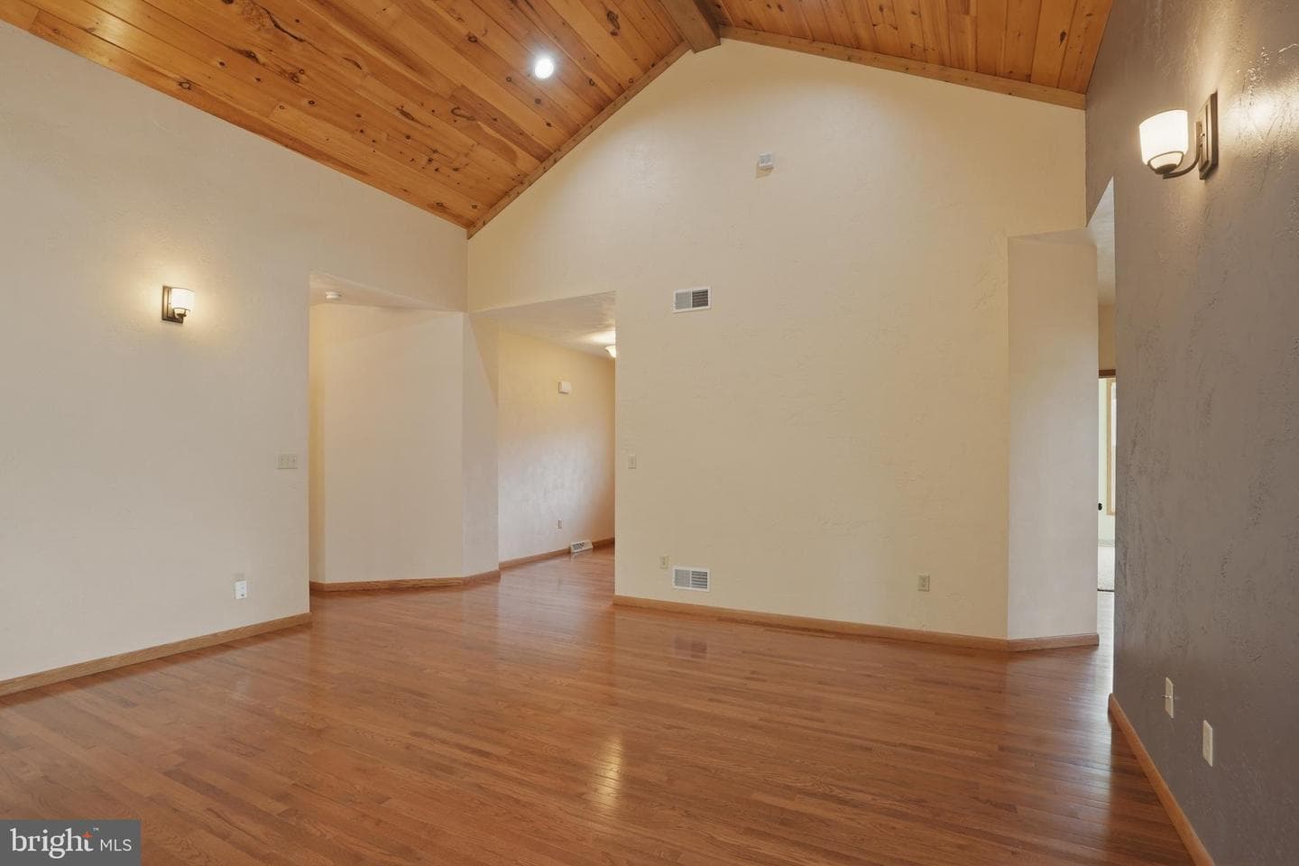 34 Harrington Way photo 7