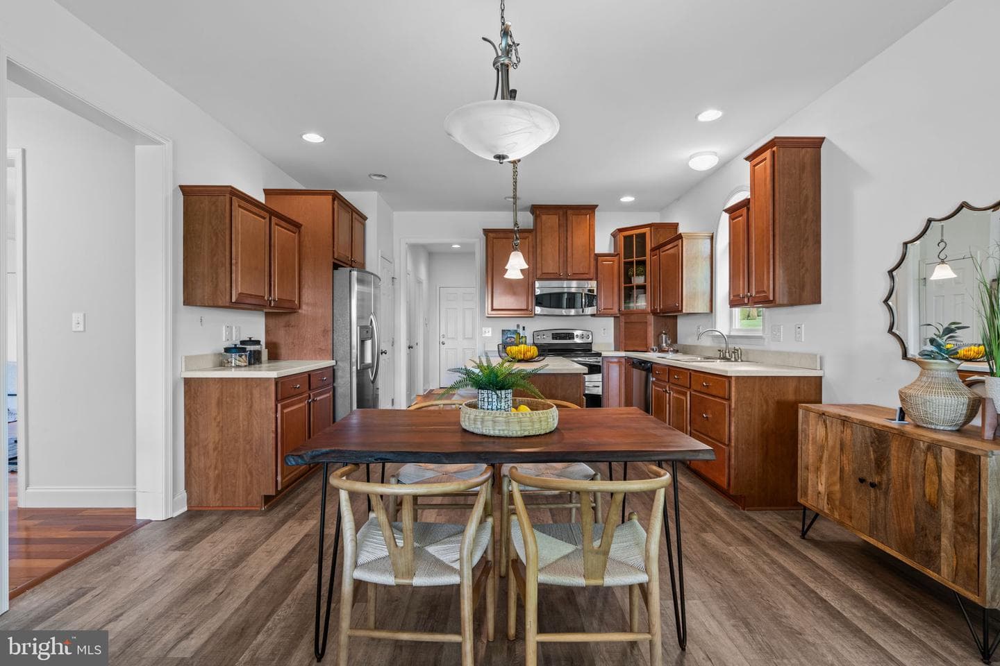 1595 Winsford Lane photo 18
