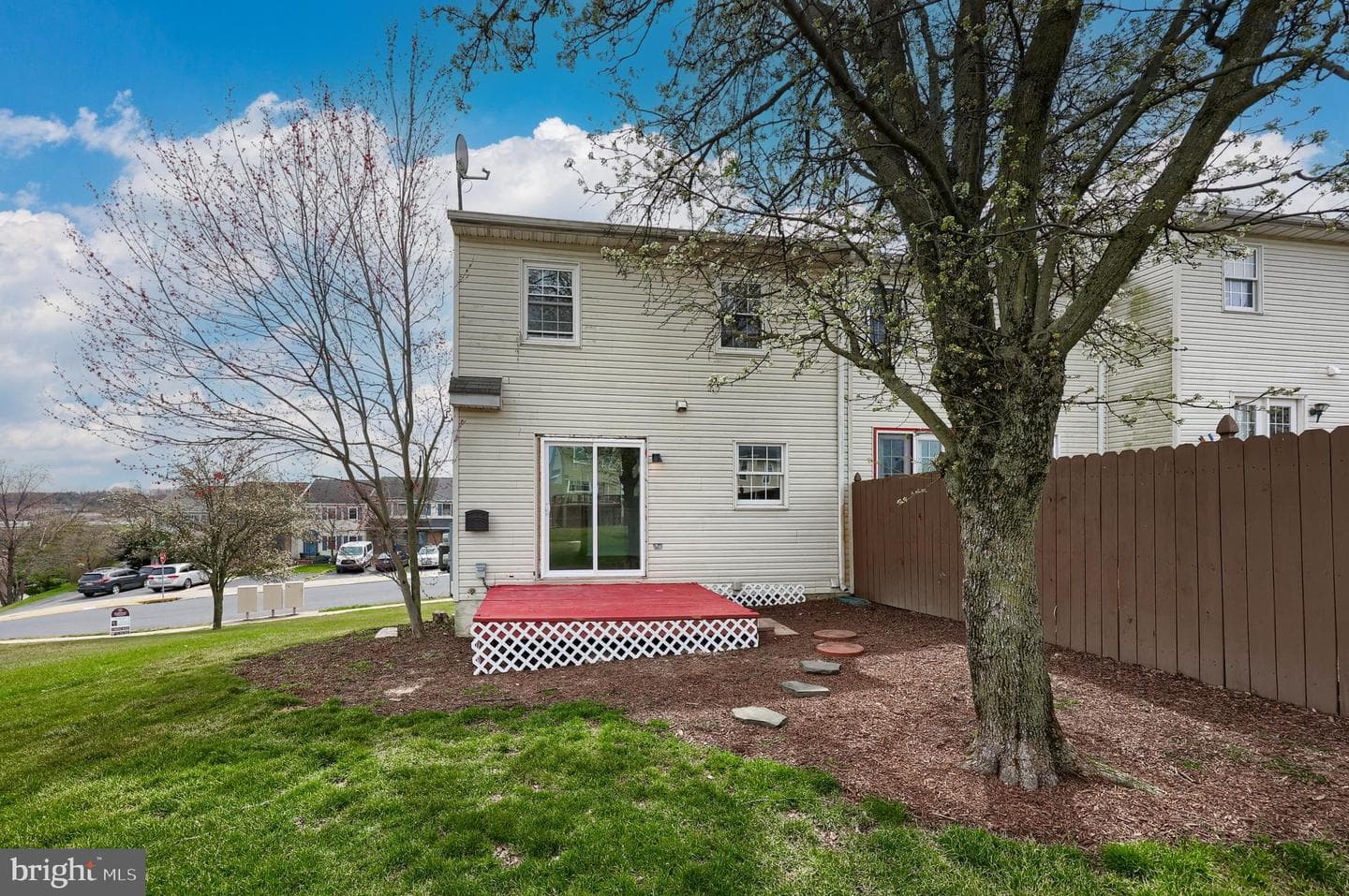 165 Robin Hill Circle photo 27