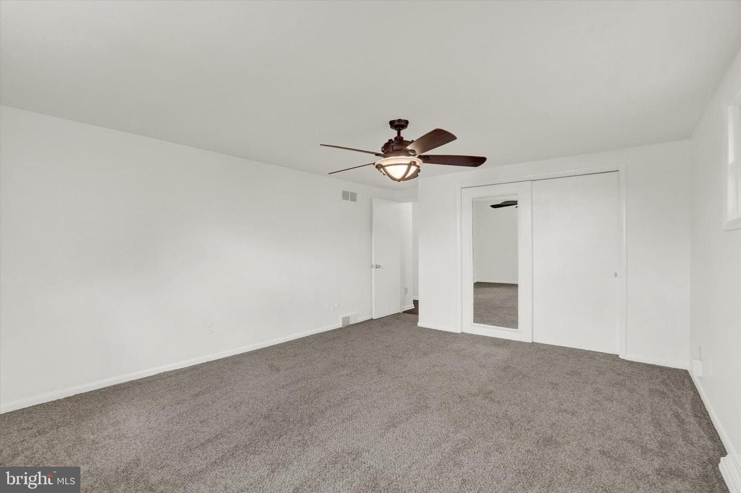 500 Maywood Road photo 21