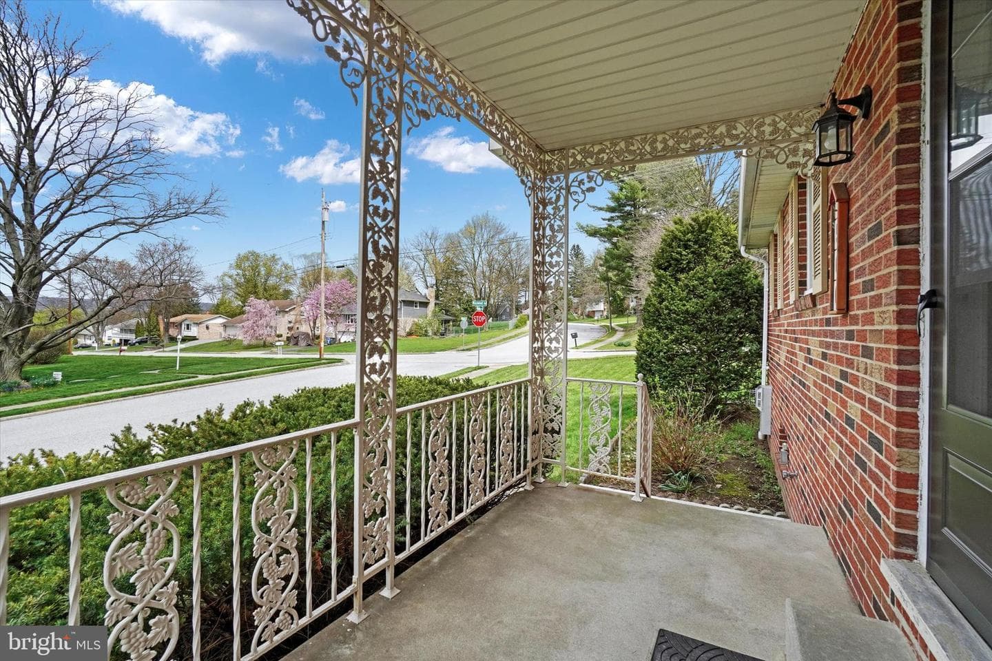 500 Maywood Road photo 4