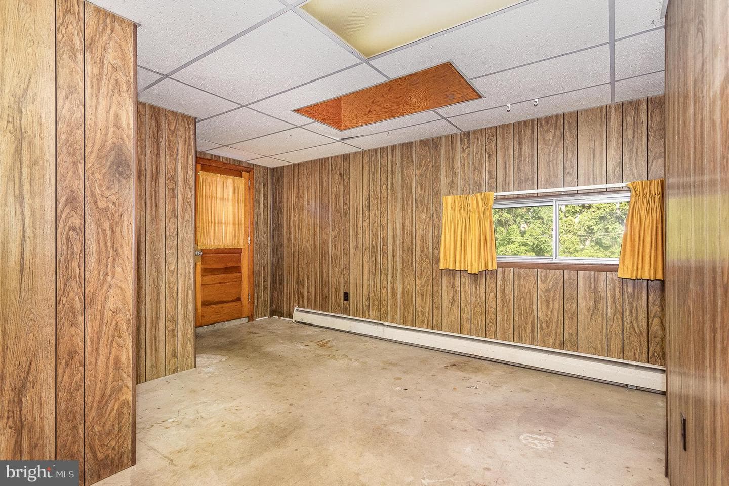3051 Salem Avenue photo 23