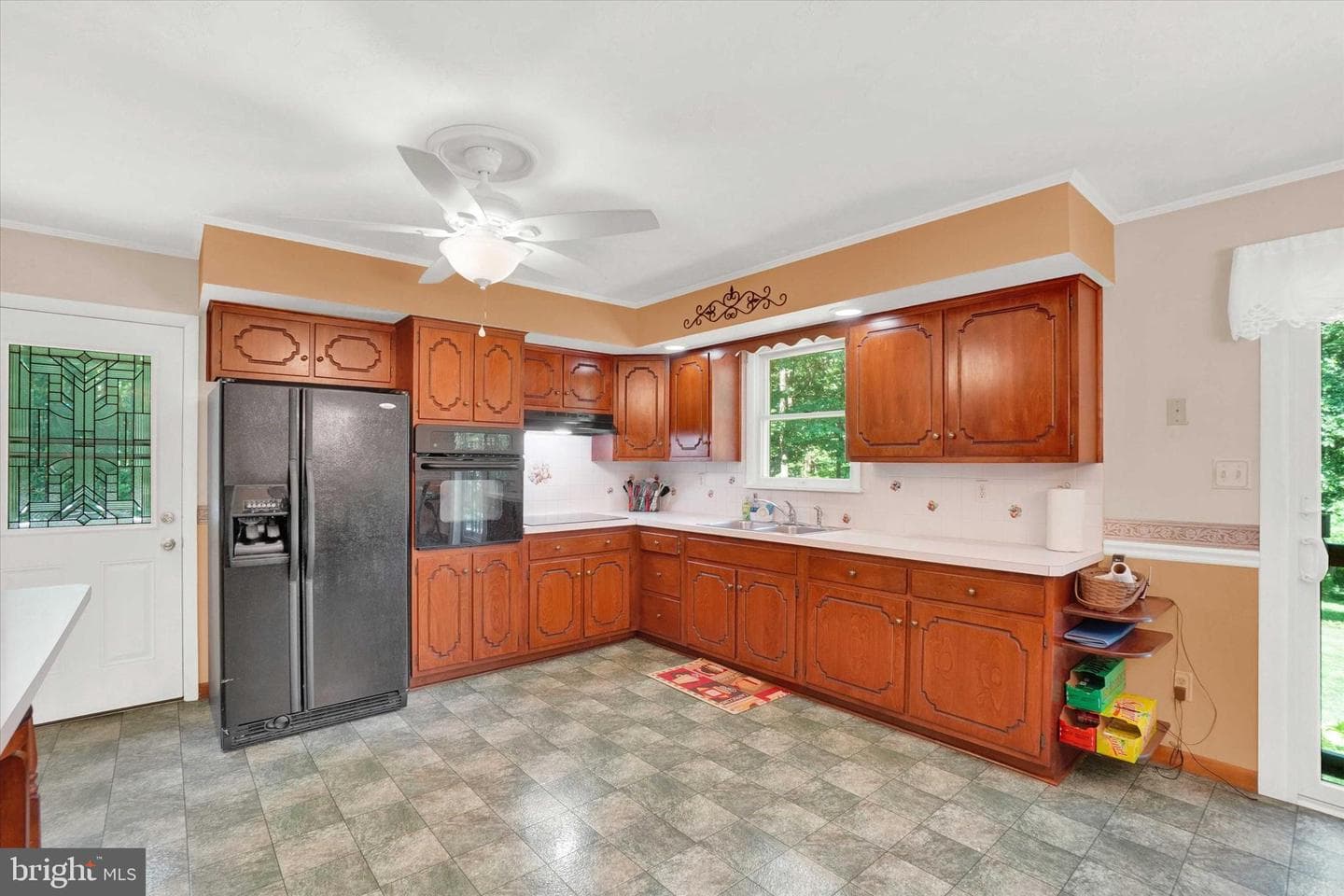 12600 Laurel Road photo 9
