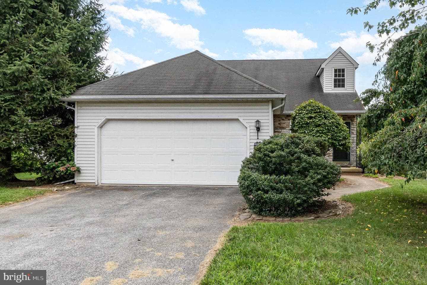 613 Misty Hill Lane photo 32