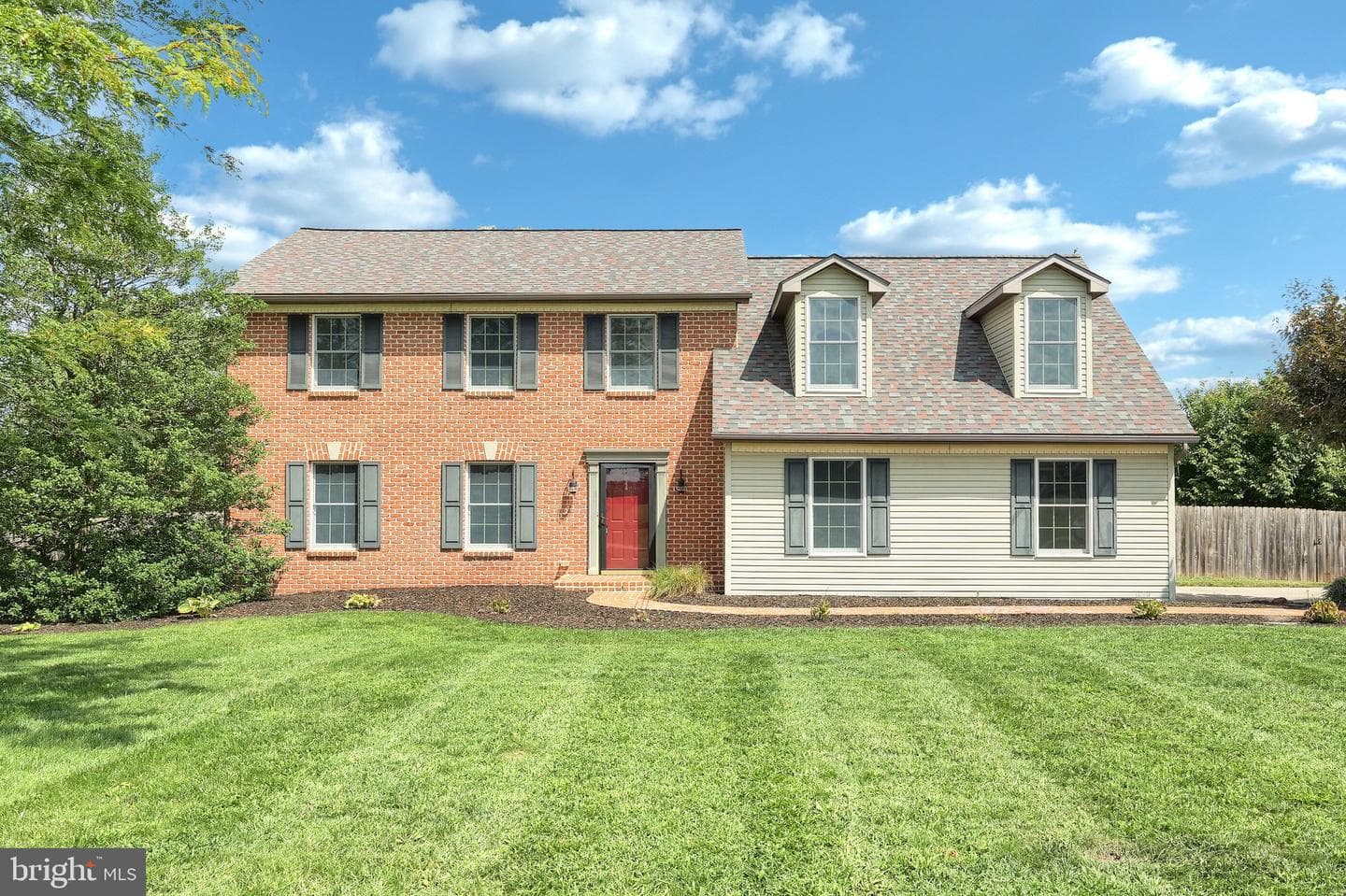 3225 Brittany Court photo 2