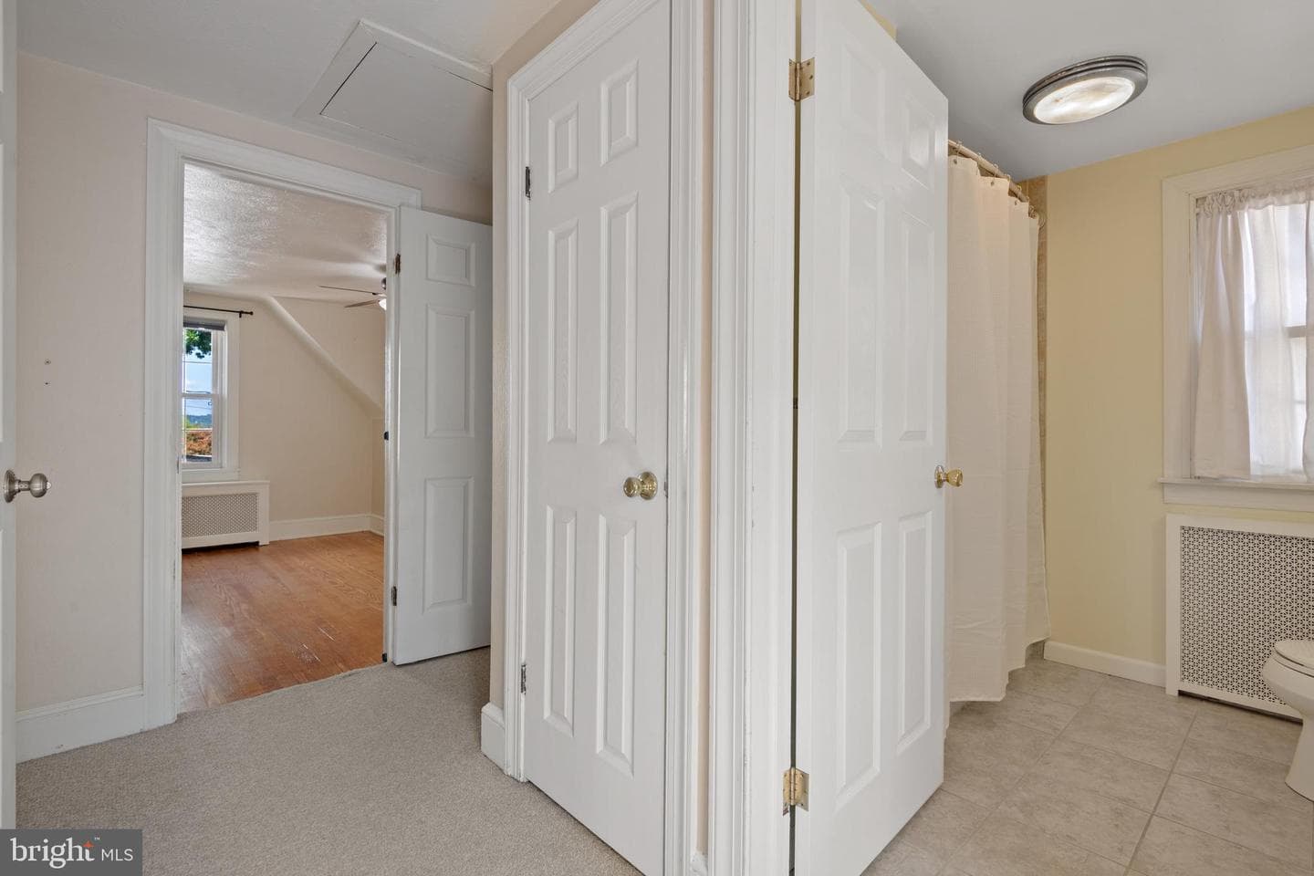 899 Midland Avenue photo 22