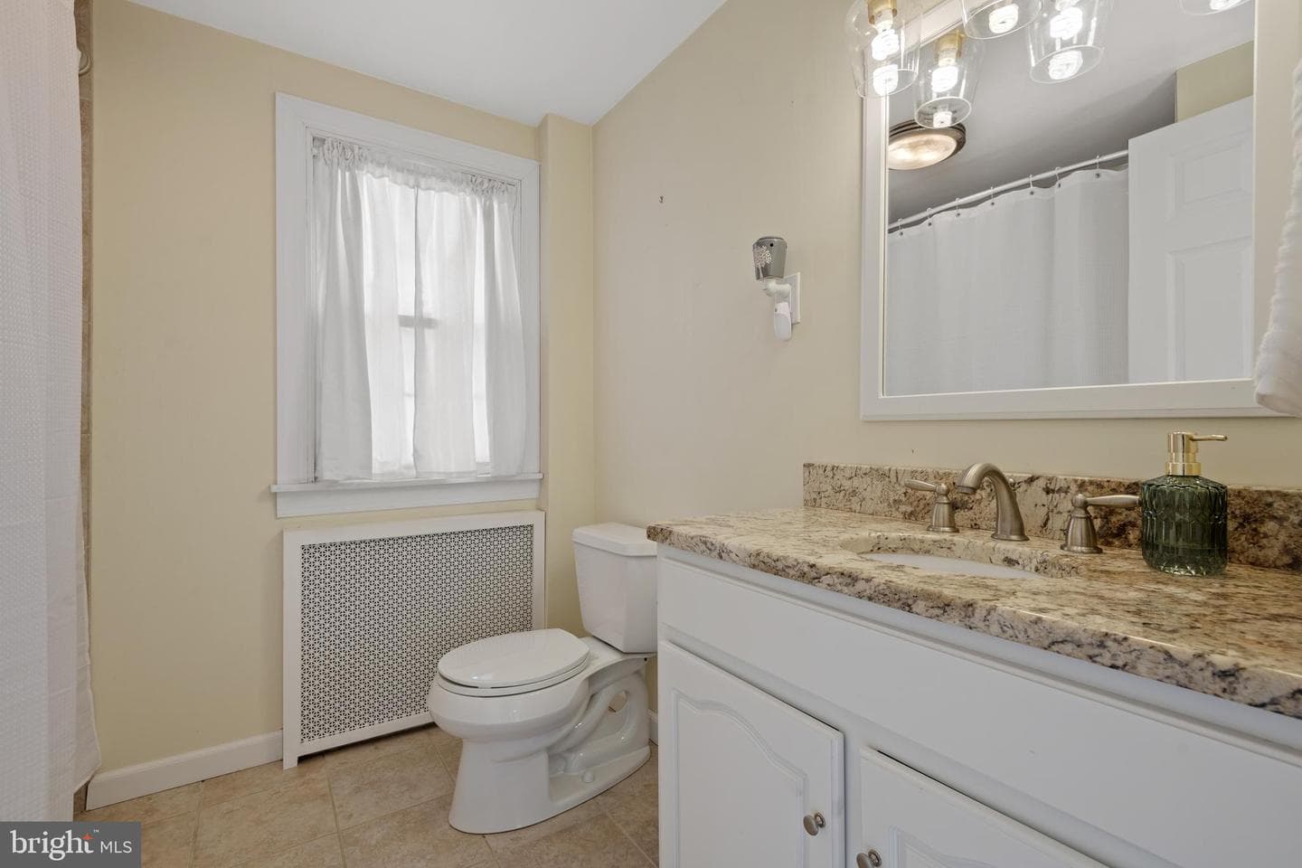899 Midland Avenue photo 30