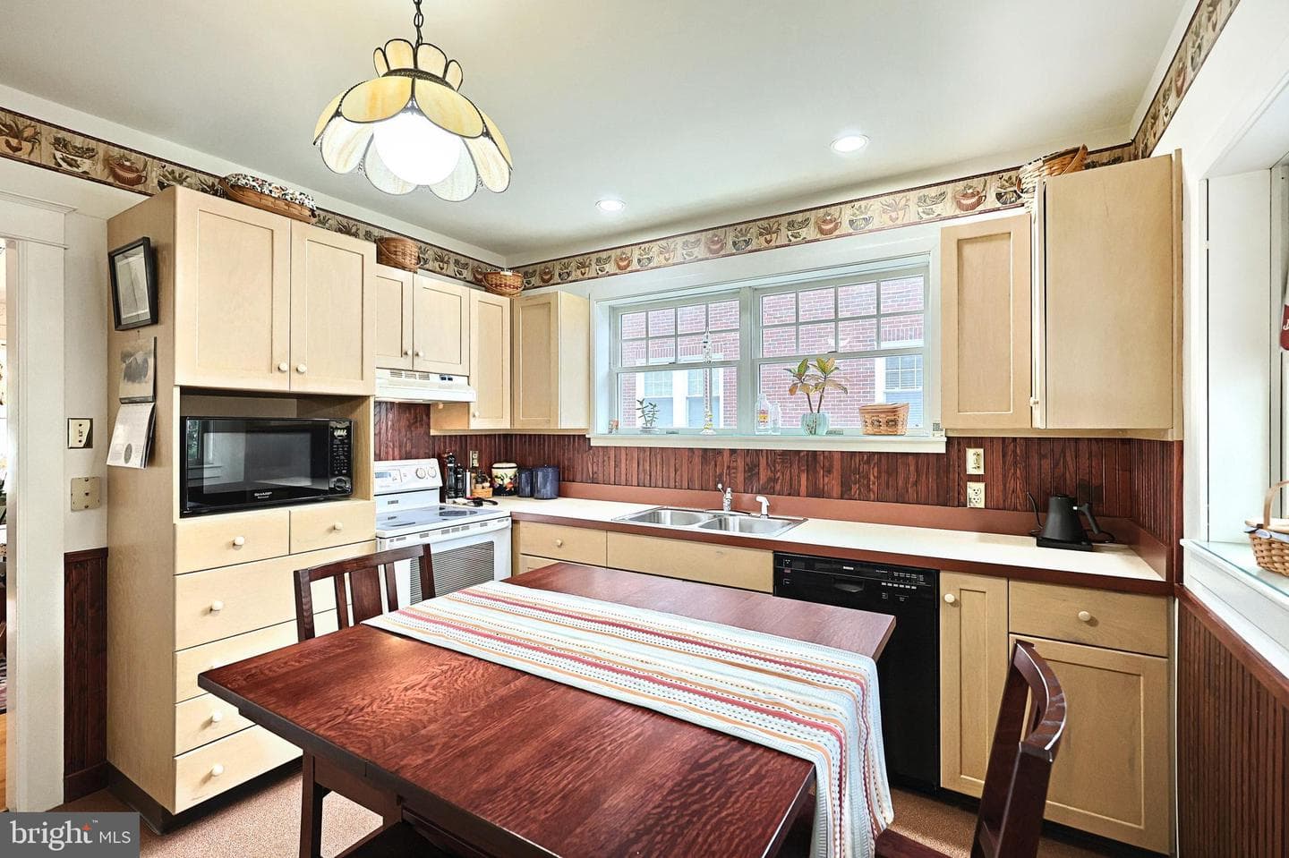 31 N Adams Street photo 24