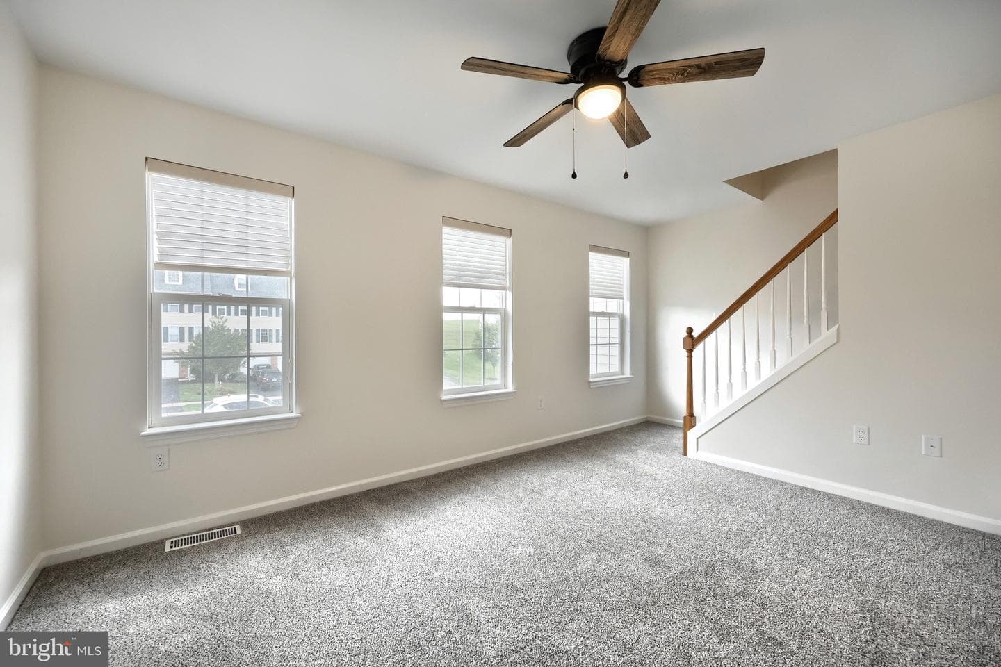 1083 Hearthridge Lane photo 21
