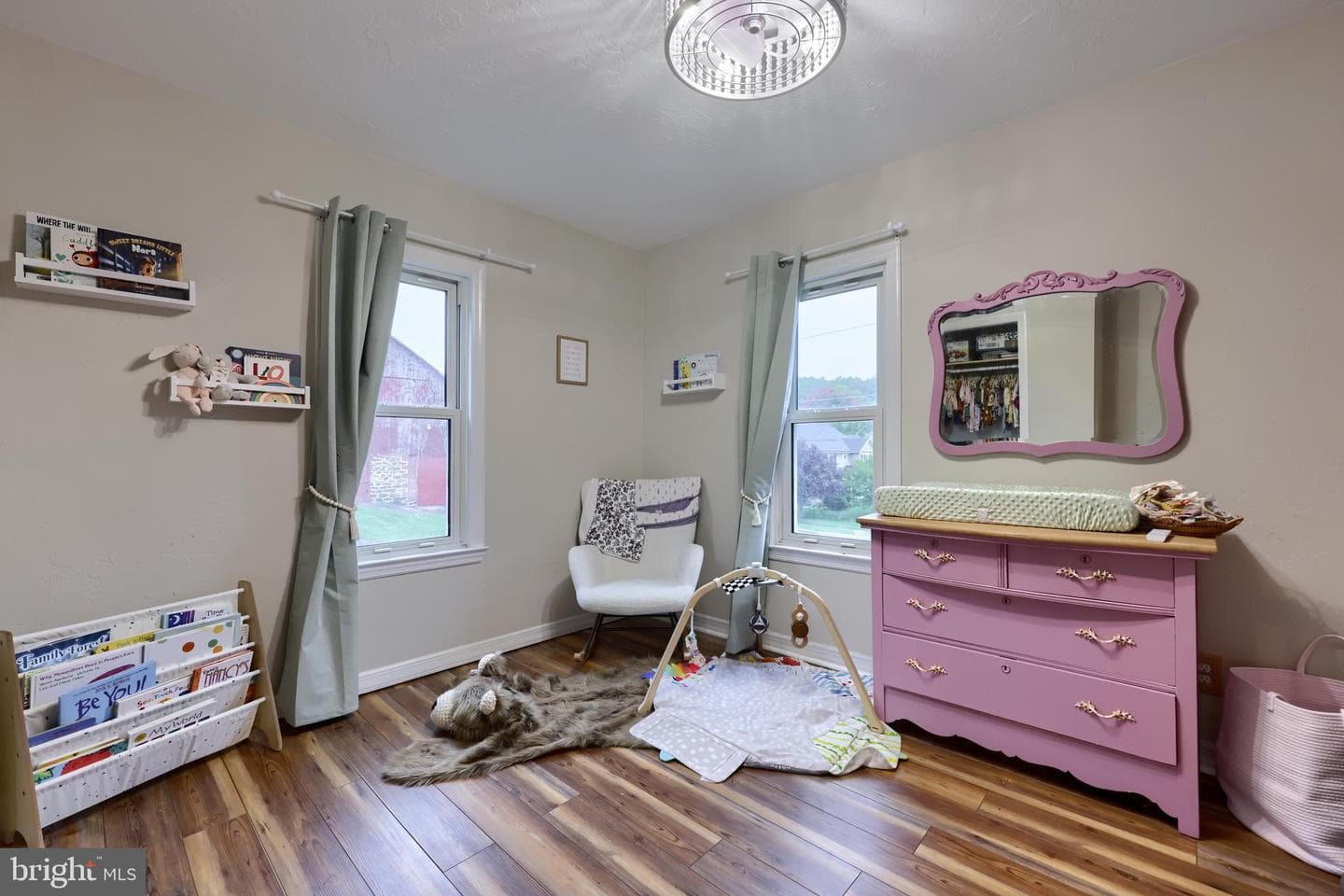595 Dietz Road photo 18