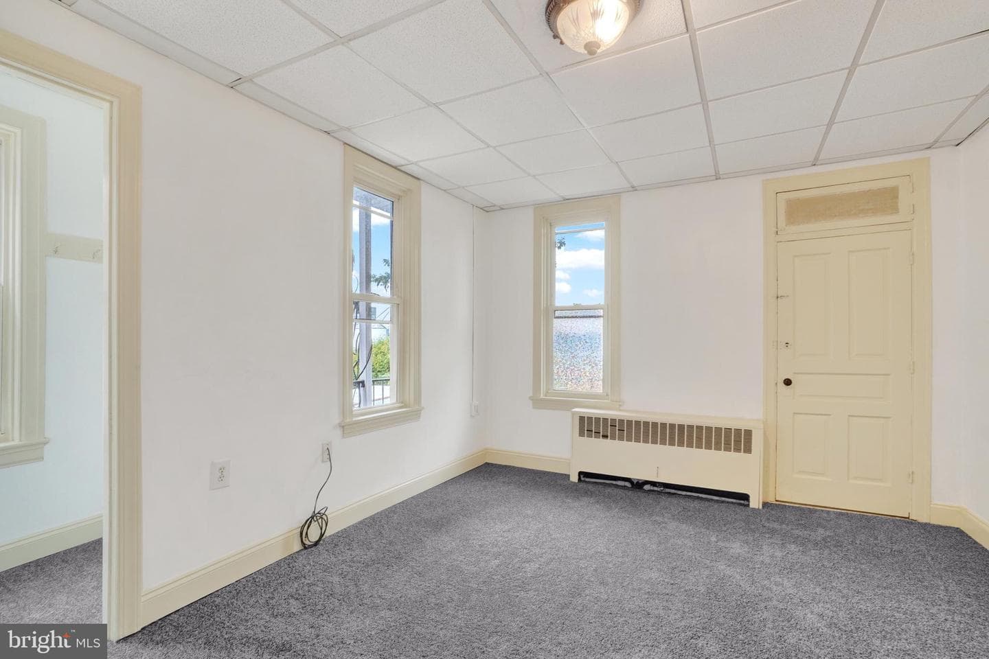 1543 W King Street photo 16