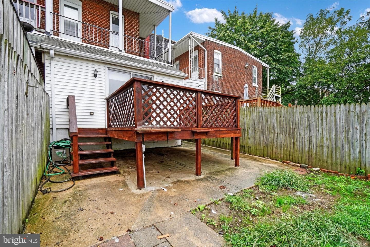 1543 W King Street photo 26