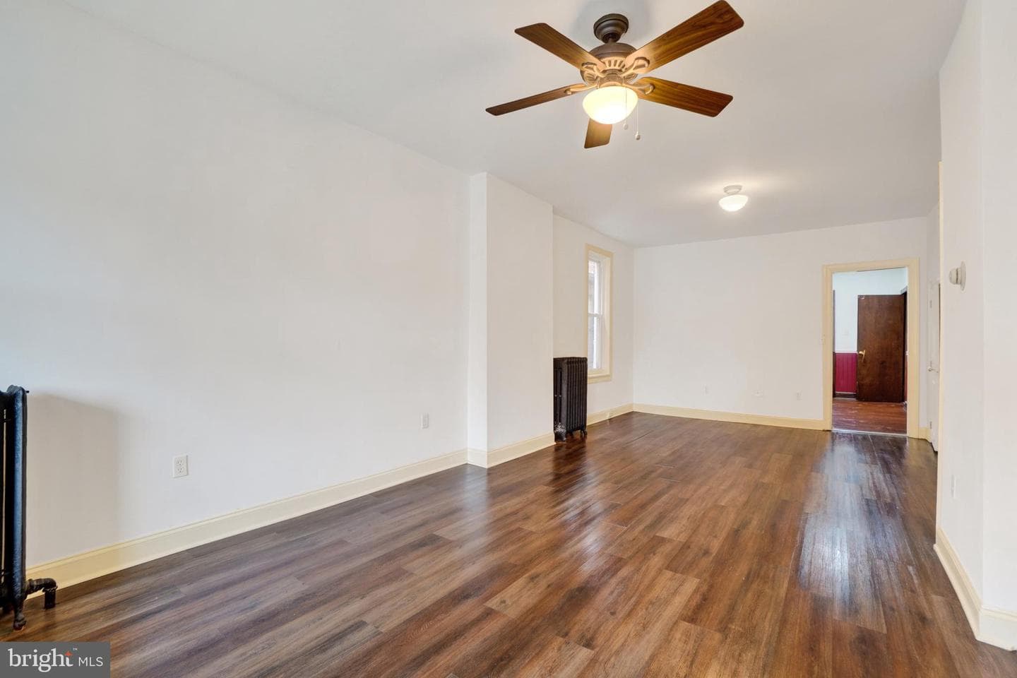 1543 W King Street photo 6