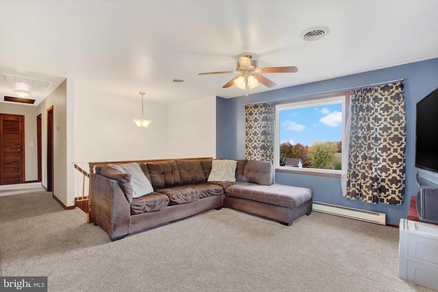 2385 Sunset Circle photo 5
