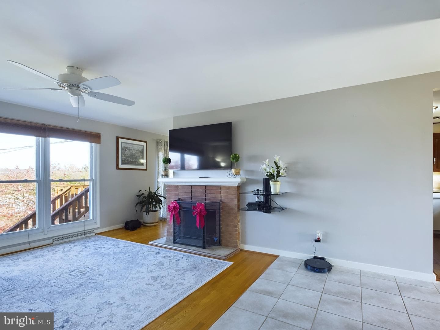2457 Eastwood Drive photo 10