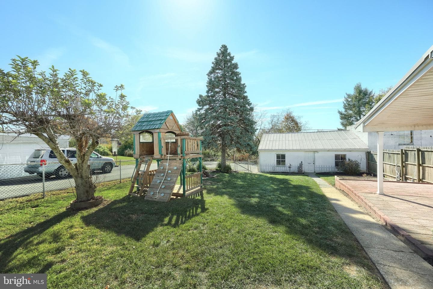 544 E Main Street photo 11