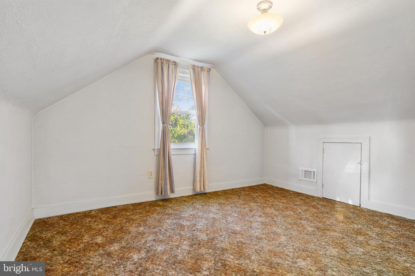 204 Wynwood Road photo 16